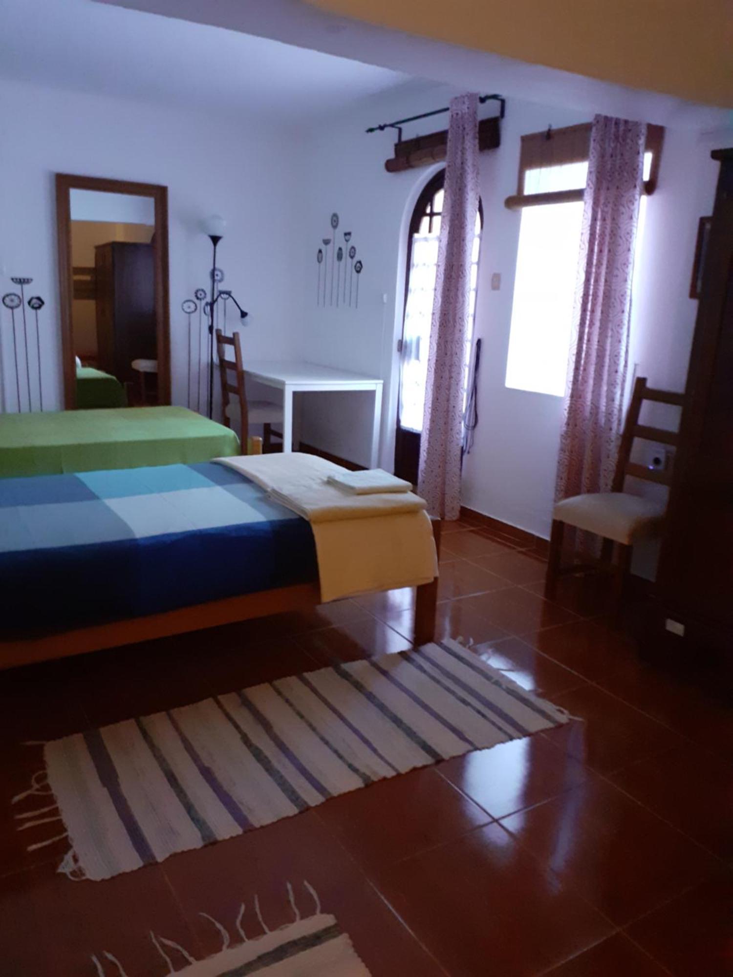 Hotel Casa Da Tauria à Atouguia Da Baleia Extérieur photo