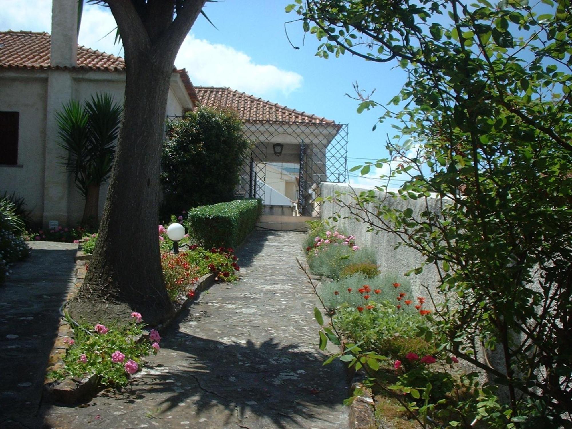 Hotel Casa Da Tauria à Atouguia Da Baleia Extérieur photo